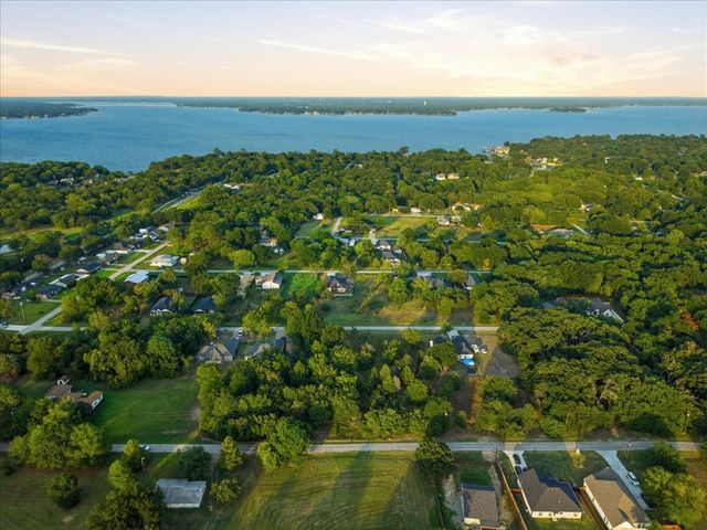 1641 Kapuna Drive, Tool, TX 75143