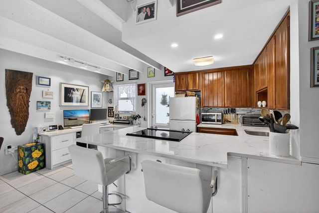 4001 S Ocean Boulevard 218, South Palm Beach, FL 33480