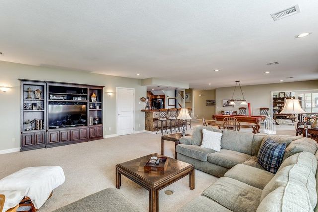 6813 W Northwind Cir, Wichita, KS 67205