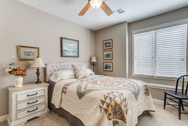 6813 W Northwind Cir, Wichita, KS 67205