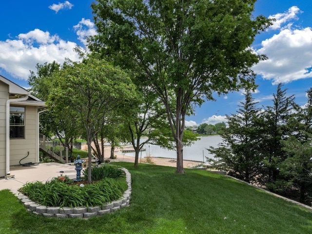 6813 W Northwind Cir, Wichita, KS 67205