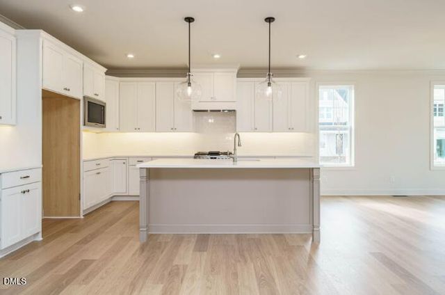 749 W Holly Springs Road, Holly Springs, NC 27540