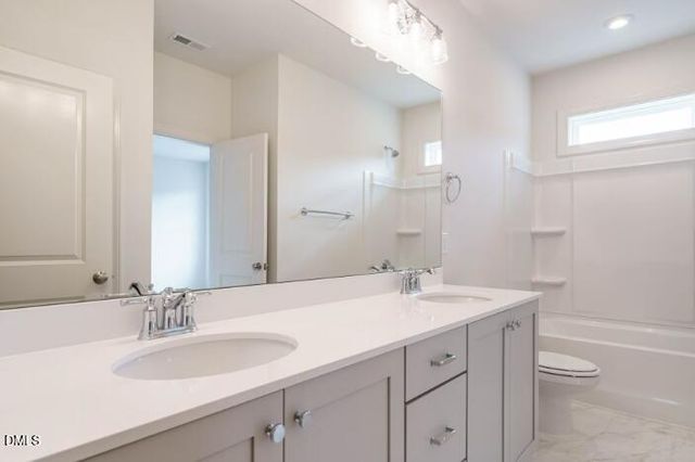 749 W Holly Springs Road, Holly Springs, NC 27540