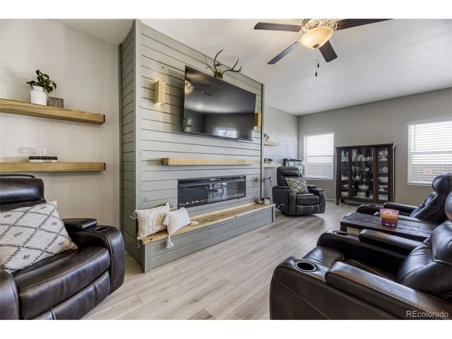 311 Thomas Ave, Keenesburg, CO 80643