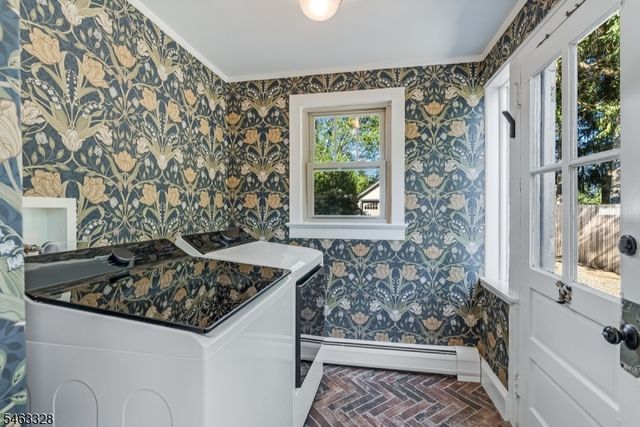 29 Orchard St, Mendham Boro, NJ 07945