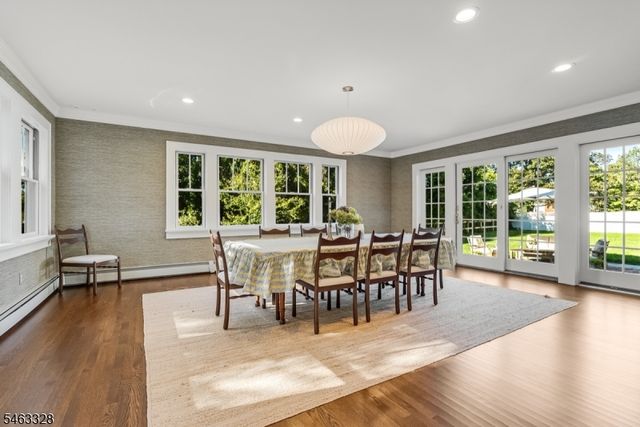 29 Orchard St, Mendham Boro, NJ 07945