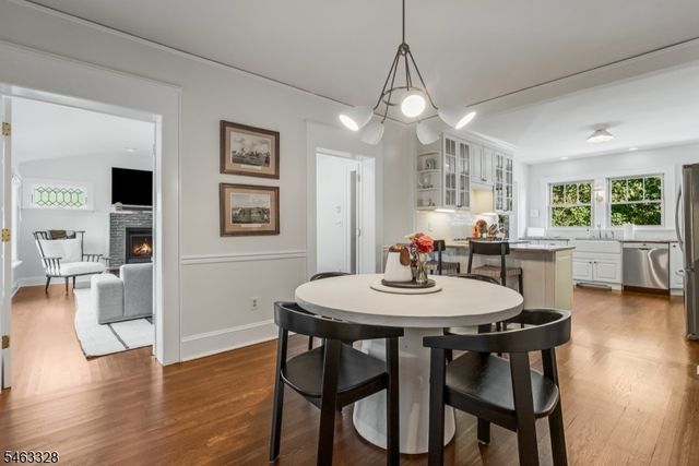 29 Orchard St, Mendham Boro, NJ 07945