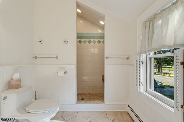 29 Orchard St, Mendham Boro, NJ 07945