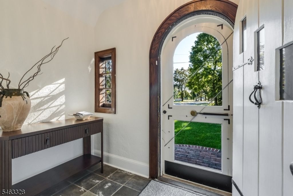 29 Orchard St, Mendham Boro, NJ 07945 — photo 3