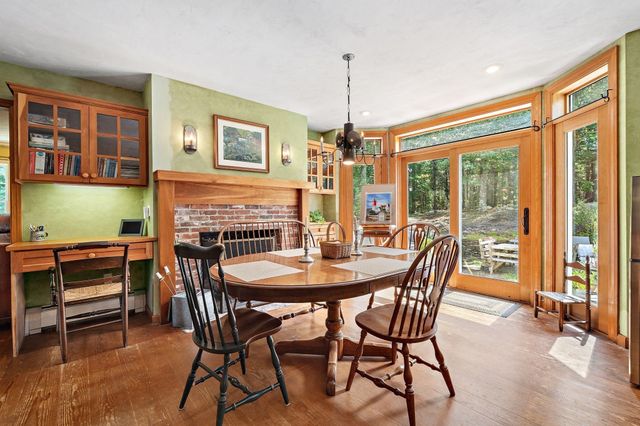17 Hillside Drive, Townsend, MA 01469