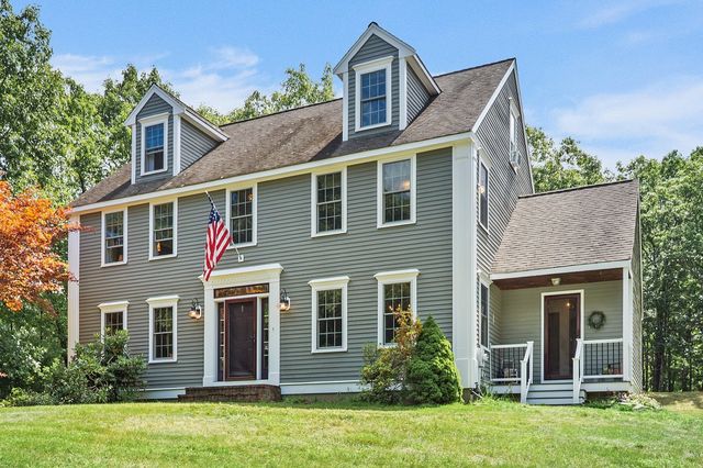 17 Hillside Drive, Townsend, MA 01469