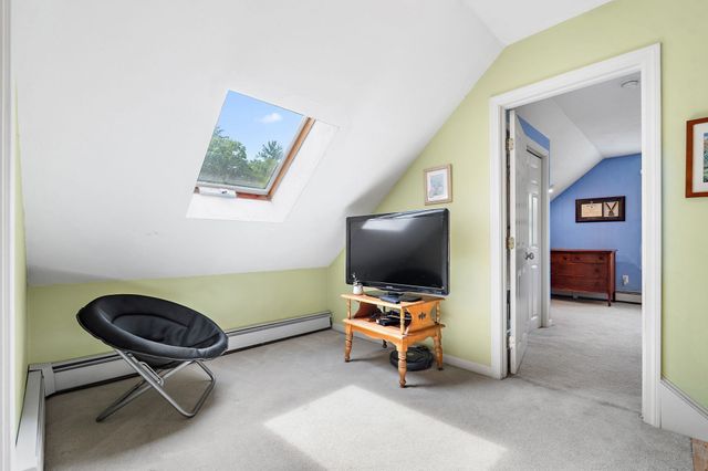 17 Hillside Drive, Townsend, MA 01469