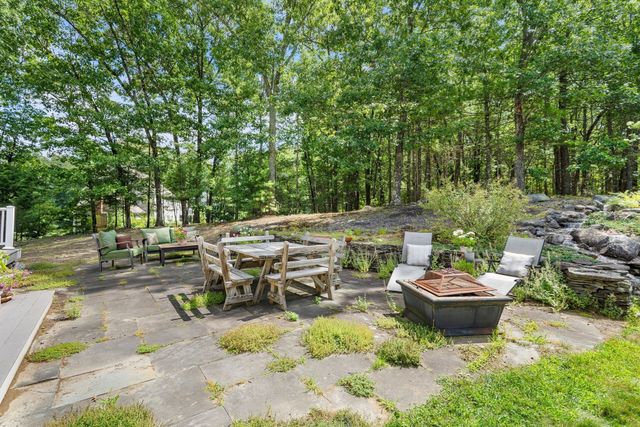 17 Hillside Drive, Townsend, MA 01469