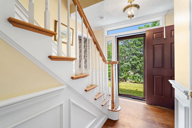 17 Hillside Drive, Townsend, MA 01469