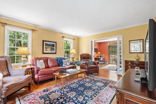 17 Hillside Drive, Townsend, MA 01469
