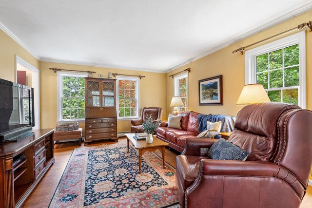 17 Hillside Drive, Townsend, MA 01469