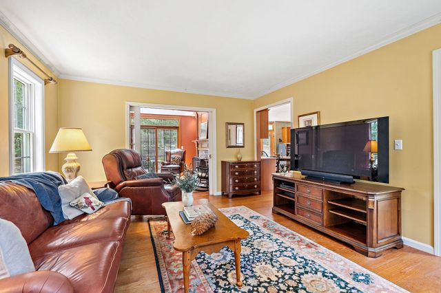 17 Hillside Drive, Townsend, MA 01469