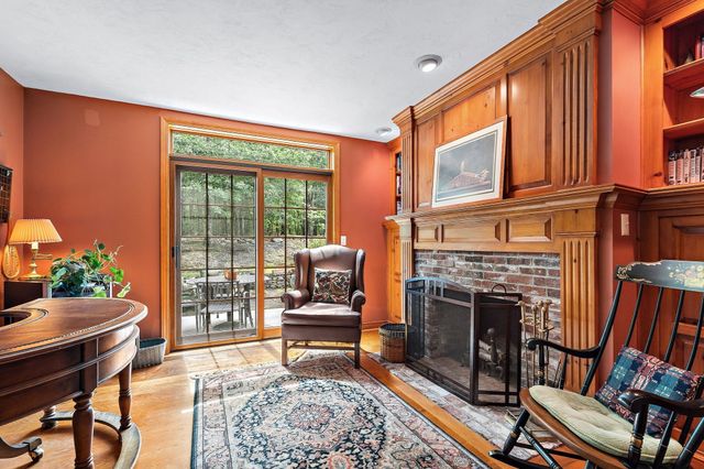 17 Hillside Drive, Townsend, MA 01469