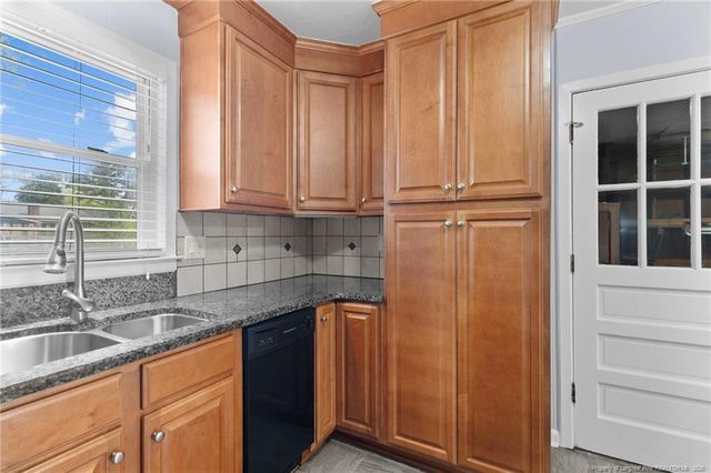 6239 Milford Road, Fayetteville, NC 28303