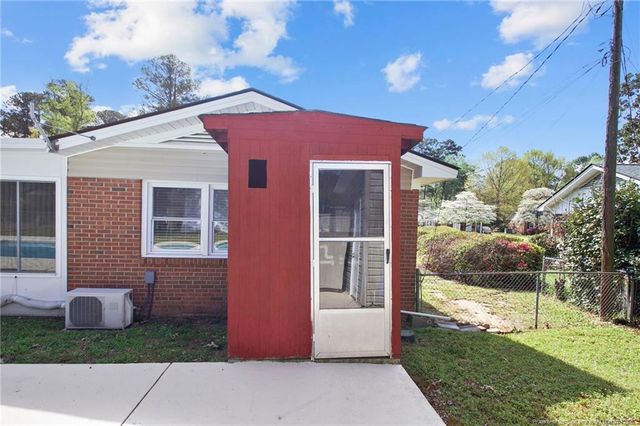 6239 Milford Road, Fayetteville, NC 28303