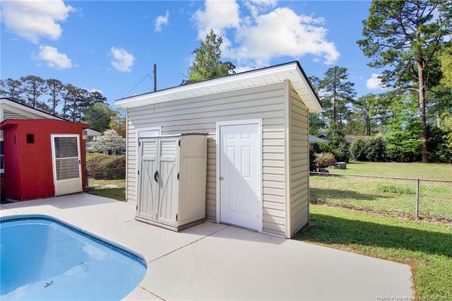 6239 Milford Road, Fayetteville, NC 28303