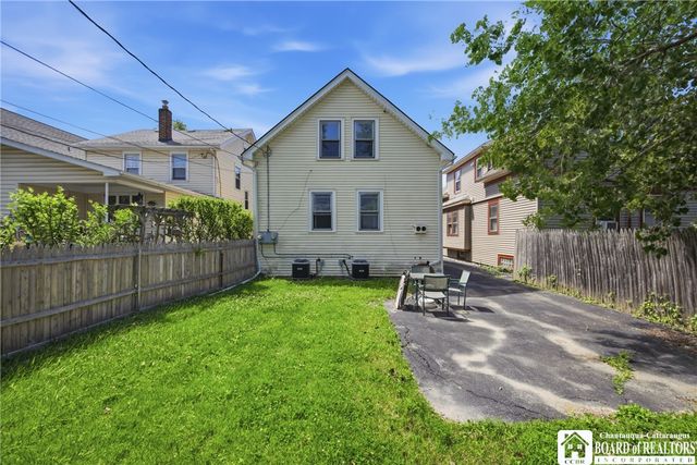 464 Taunton Place, Buffalo, NY 14216