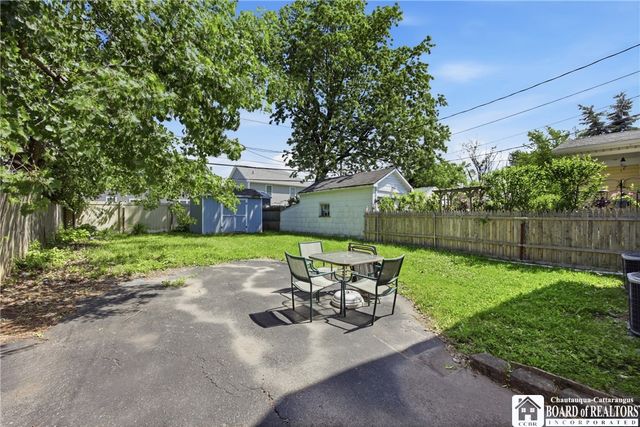 464 Taunton Place, Buffalo, NY 14216