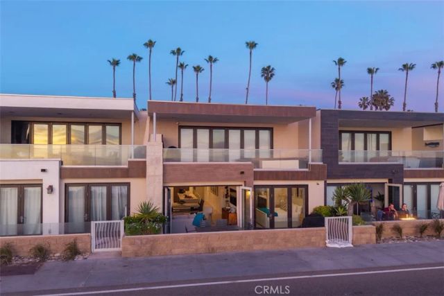 700 S The Strand 106, Oceanside, CA 92054