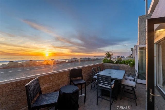 700 S The Strand 106, Oceanside, CA 92054