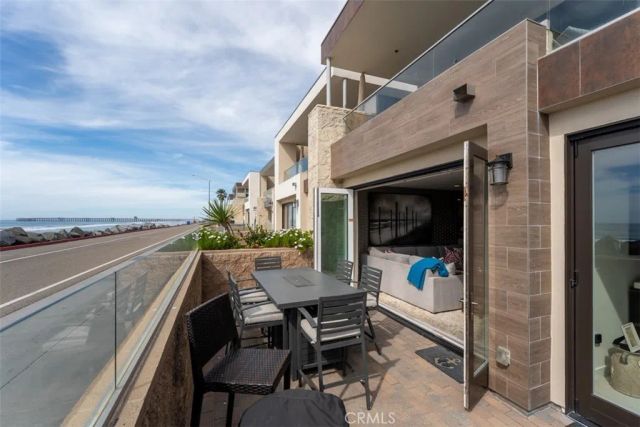 700 S The Strand 106, Oceanside, CA 92054
