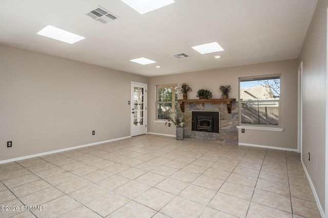 3204 Jupiter Road, Las Cruces, NM 88012