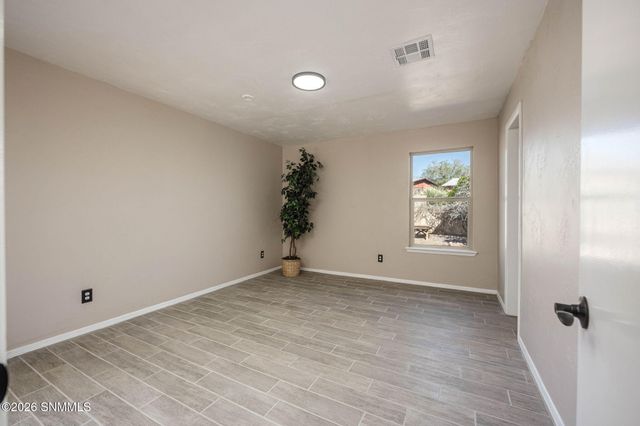 3204 Jupiter Road, Las Cruces, NM 88012
