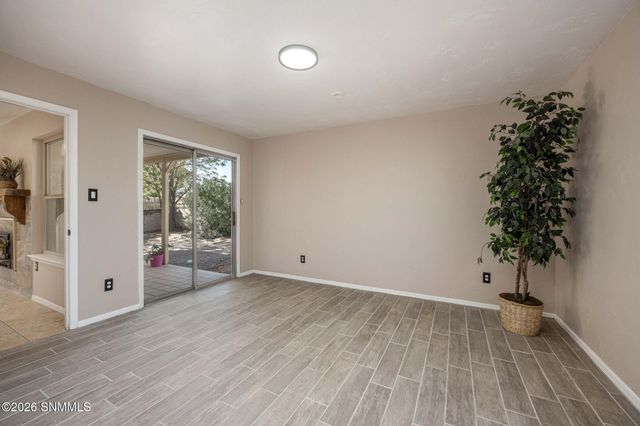 3204 Jupiter Road, Las Cruces, NM 88012