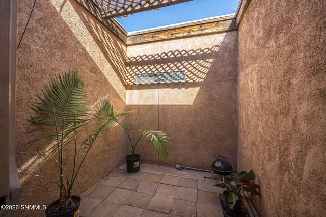 3204 Jupiter Road, Las Cruces, NM 88012