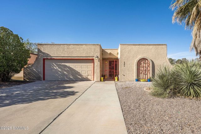 3204 Jupiter Road, Las Cruces, NM 88012