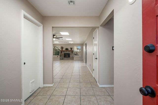 3204 Jupiter Road, Las Cruces, NM 88012