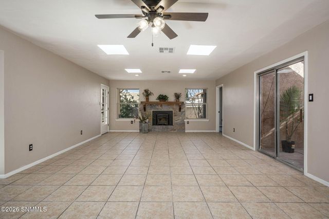 3204 Jupiter Road, Las Cruces, NM 88012