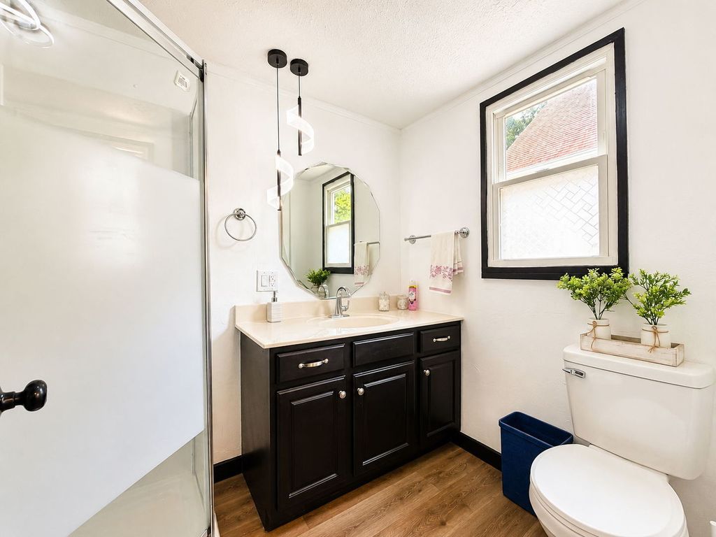 Image 13 of property listing at 326 South Sycamore, Centralia, IL 62801