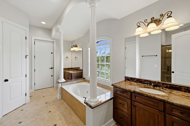 9405 Big Horn Rdg, Brentwood, TN 37027