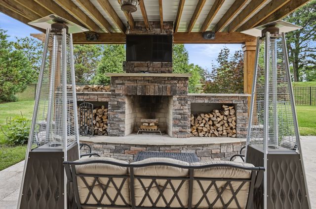 9405 Big Horn Rdg, Brentwood, TN 37027