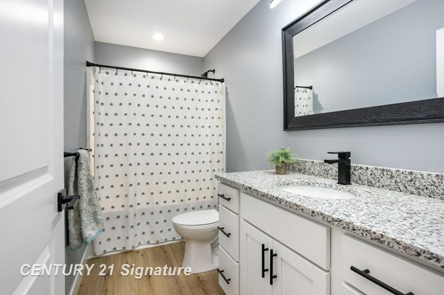 10585 Prairie View Court, Freeland, MI 48623