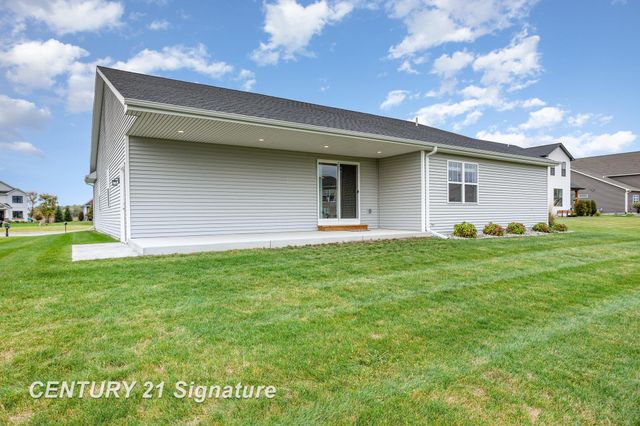 10585 Prairie View Court, Freeland, MI 48623