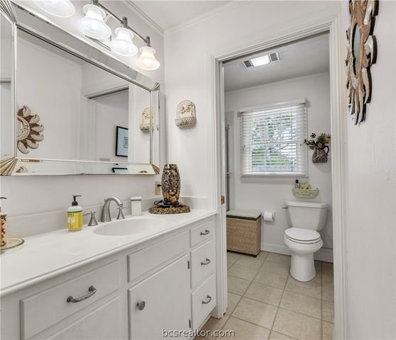 404 Hensel Avenue, Bryan, TX 77801