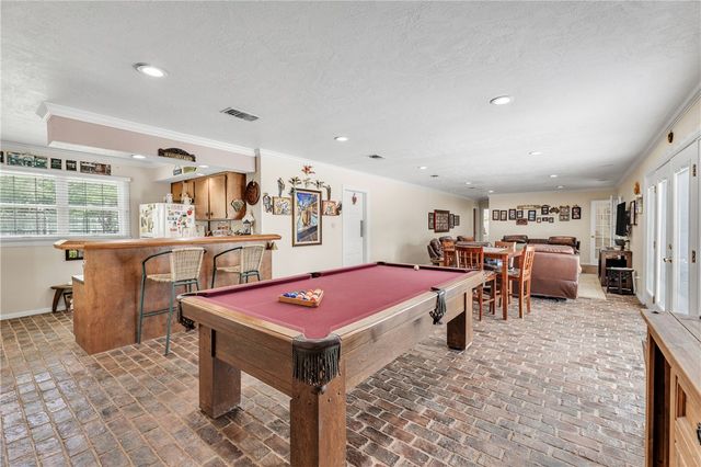 404 Hensel Avenue, Bryan, TX 77801