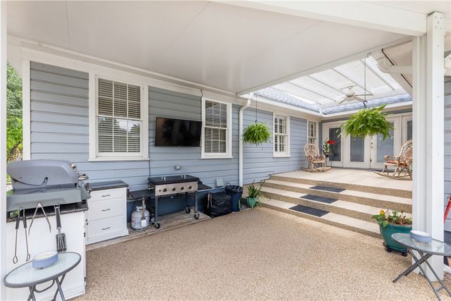 404 Hensel Avenue, Bryan, TX 77801