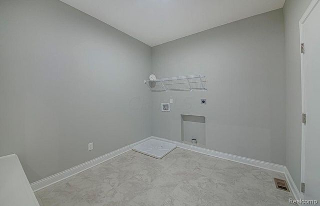 50617 Crusader Drive, Macomb Township, MI 48042