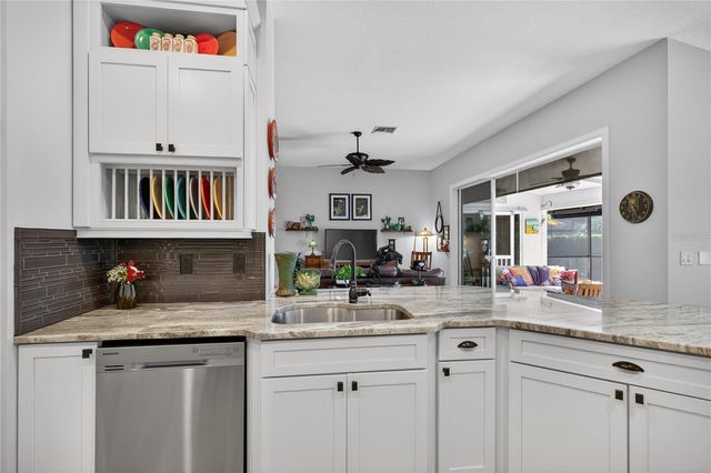 8052 WATERBURY WAY, Mount Dora, FL 32757