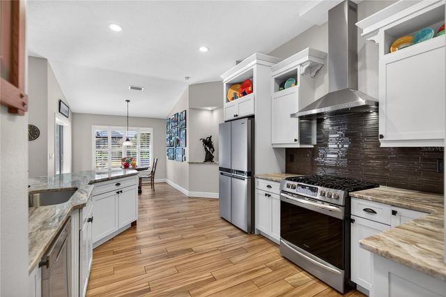 8052 WATERBURY WAY, Mount Dora, FL 32757