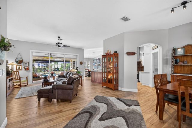 8052 WATERBURY WAY, Mount Dora, FL 32757