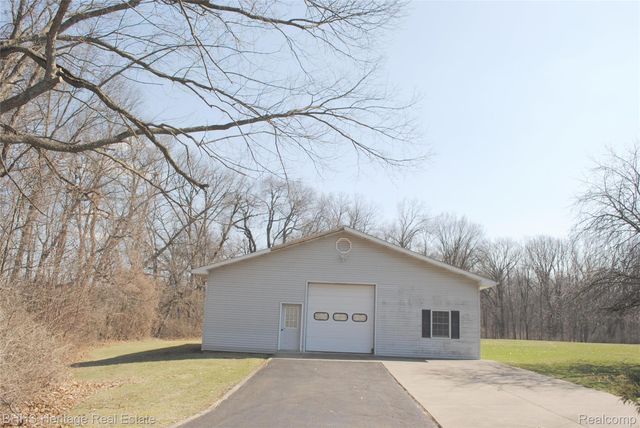 4450 Golf Club Road, Genoa Township, MI 48843